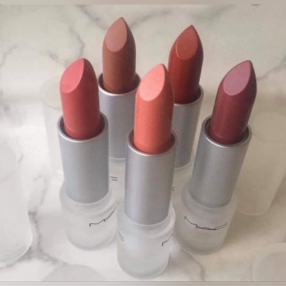 Fleur d'Coral | Matte Lipstick | Mac Cosmetics | Brand New in Box | Authentic - Picture 6 of 16